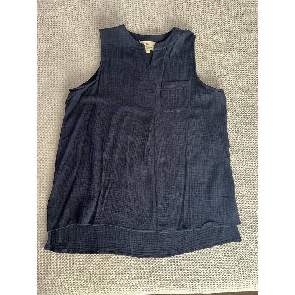 Betsys Boutique Sleeveless Shirt V Neck Womens Size L